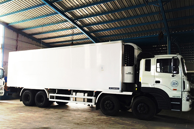 HYUNDAI HD320 17 TẤN
